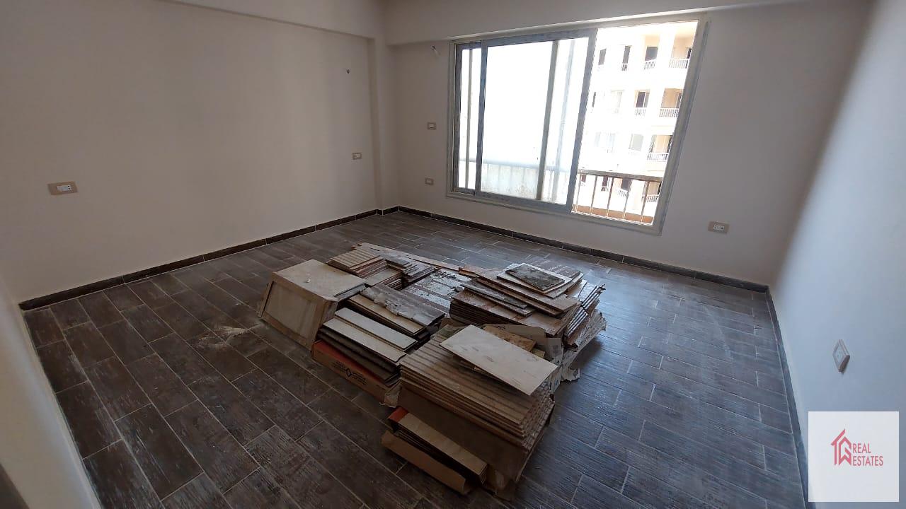 شقة للإيجار في جاردن هيلز الشيخ زايد