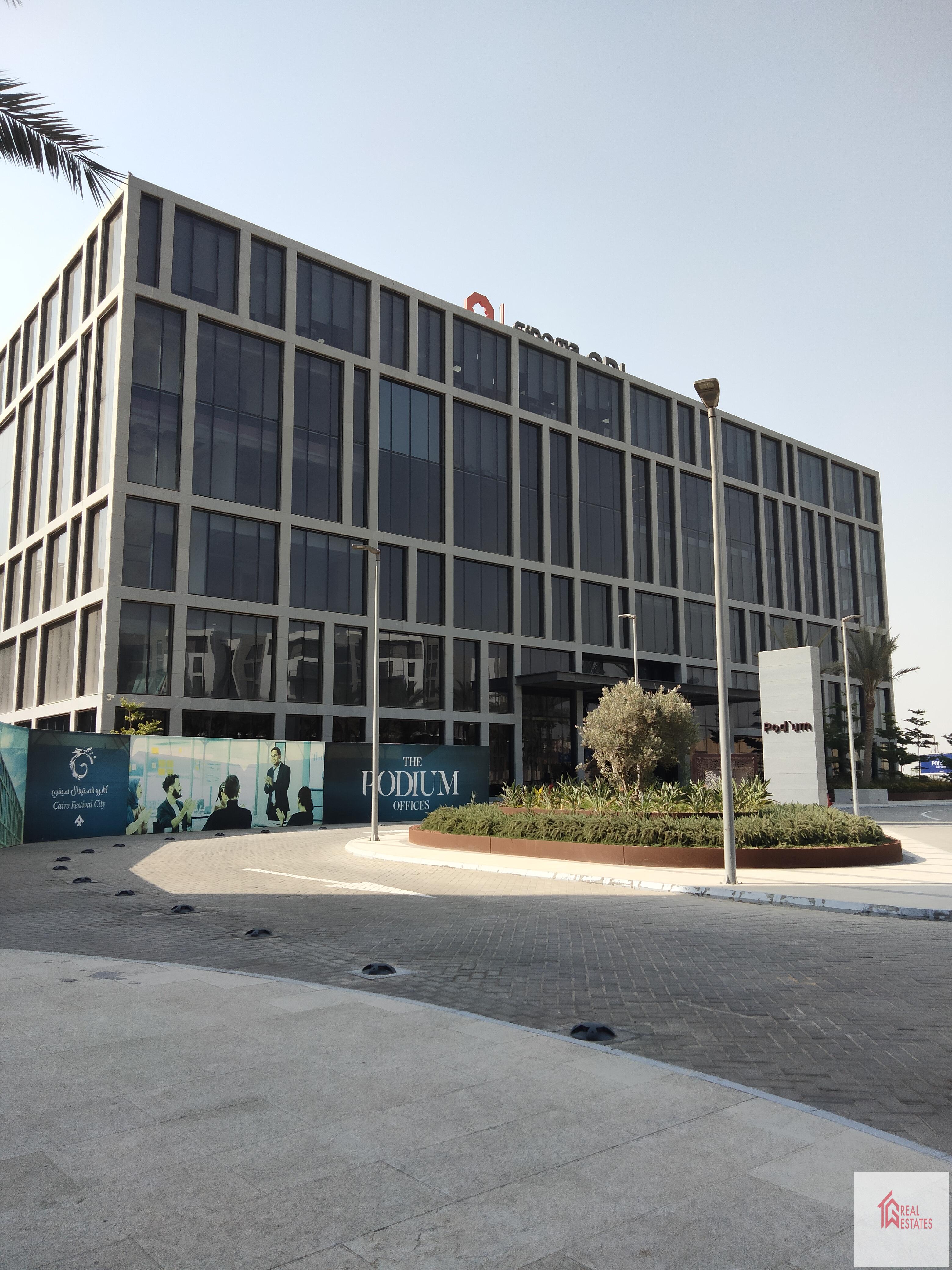 Alquiler de oficina moderna en el podio de CFC Nuevo Cairo Egipto quinto asentamiento