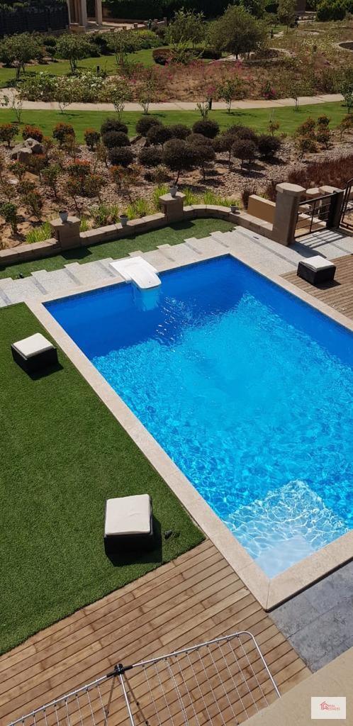 Cezayir Golf Beverly Hills Sodic El Sheikh Zayed'de modern mobilyalı müstakil villa kiralık
