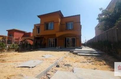 Casa doppia in affitto complesso comunitario di Palm Hills, città del 6 ottobre, Giza