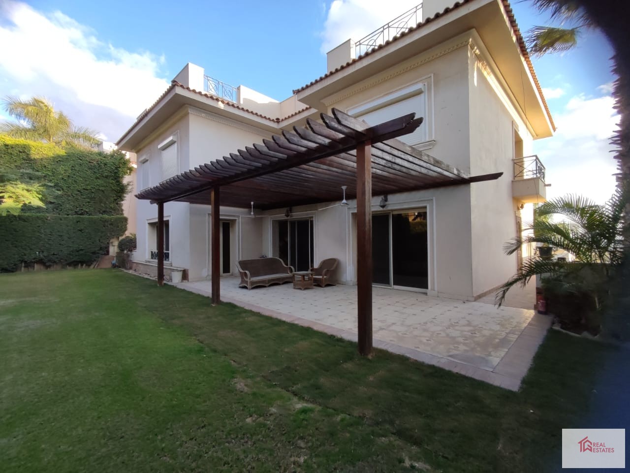 Standalone villa rent with private Garden in Katameya Heights Compound Prime Location