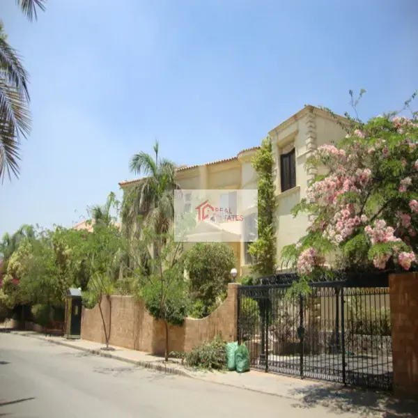 Katameya Heights Golf Course Resorte villa rent 6 bedrooms swimming Pool egypt