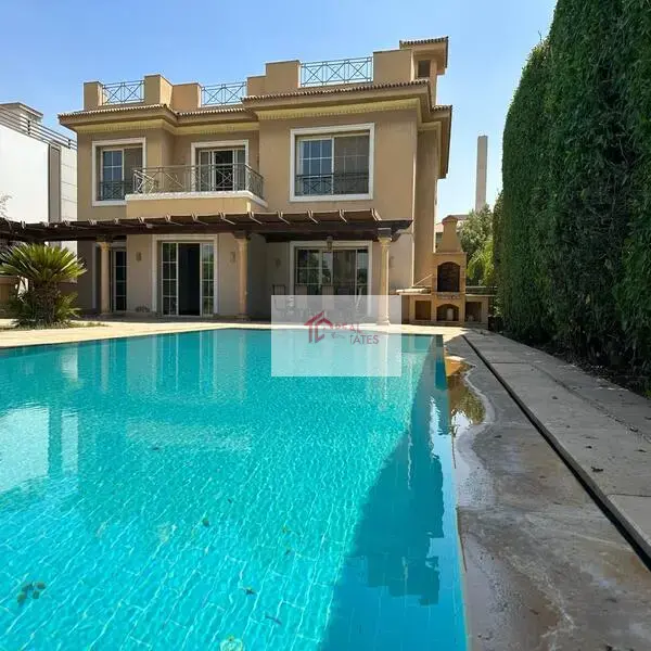 Villa for rent with kitchen in Katameya Heights