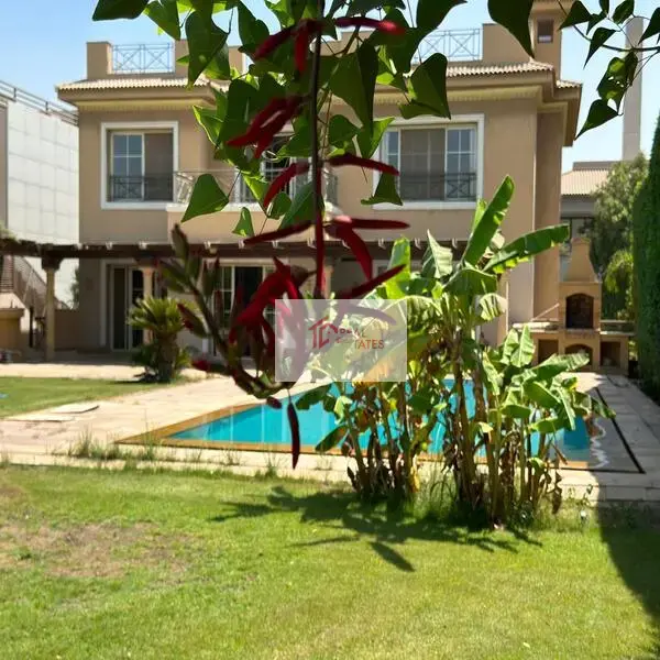 Villa for rent with kitchen in Katameya Heights