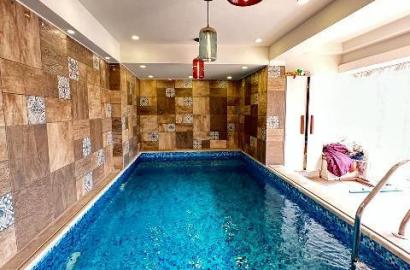 Il miglior attico duplex in affitto completamente arredato piscina privata riscaldata Grande terrazza maadi Sarayat Cairo Egitto ..
