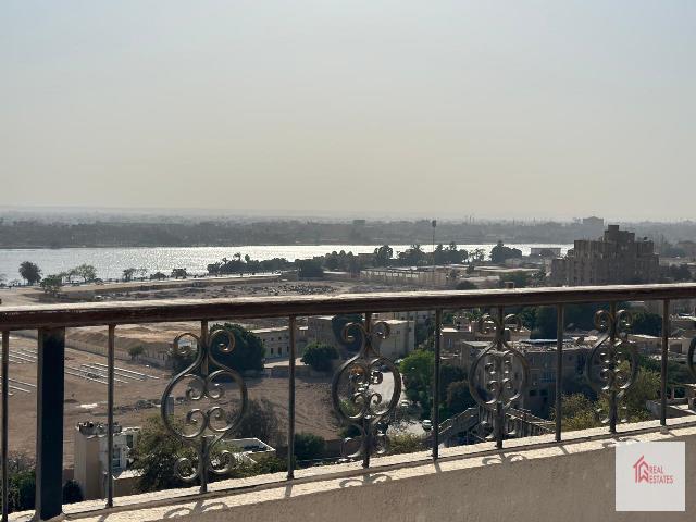 ペントハウス デュプレックス レント マーディ サラヤット カイロ エジプト ナイル川の眺め