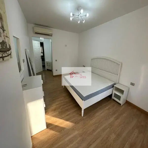 Apartment for rent in Maadi Sarayat, 3 bedrooms, 3 bathrooms, 1 master living room, maid's room, 2,000 DOLLERS