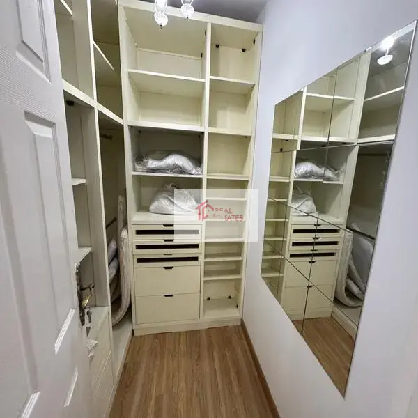 Apartment for rent in Maadi Sarayat, 3 bedrooms, 3 bathrooms, 1 master living room, maid's room, 2,000 DOLLERS