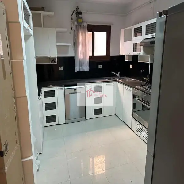 Apartment for rent in Maadi Sarayat, 3 bedrooms, 3 bathrooms, 1 master living room, maid's room, 2,000 DOLLERS