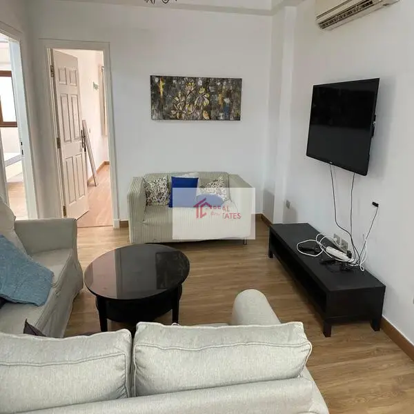 Apartment for rent in Maadi Sarayat, 3 bedrooms, 3 bathrooms, 1 master living room, maid's room, 2,000 DOLLERS