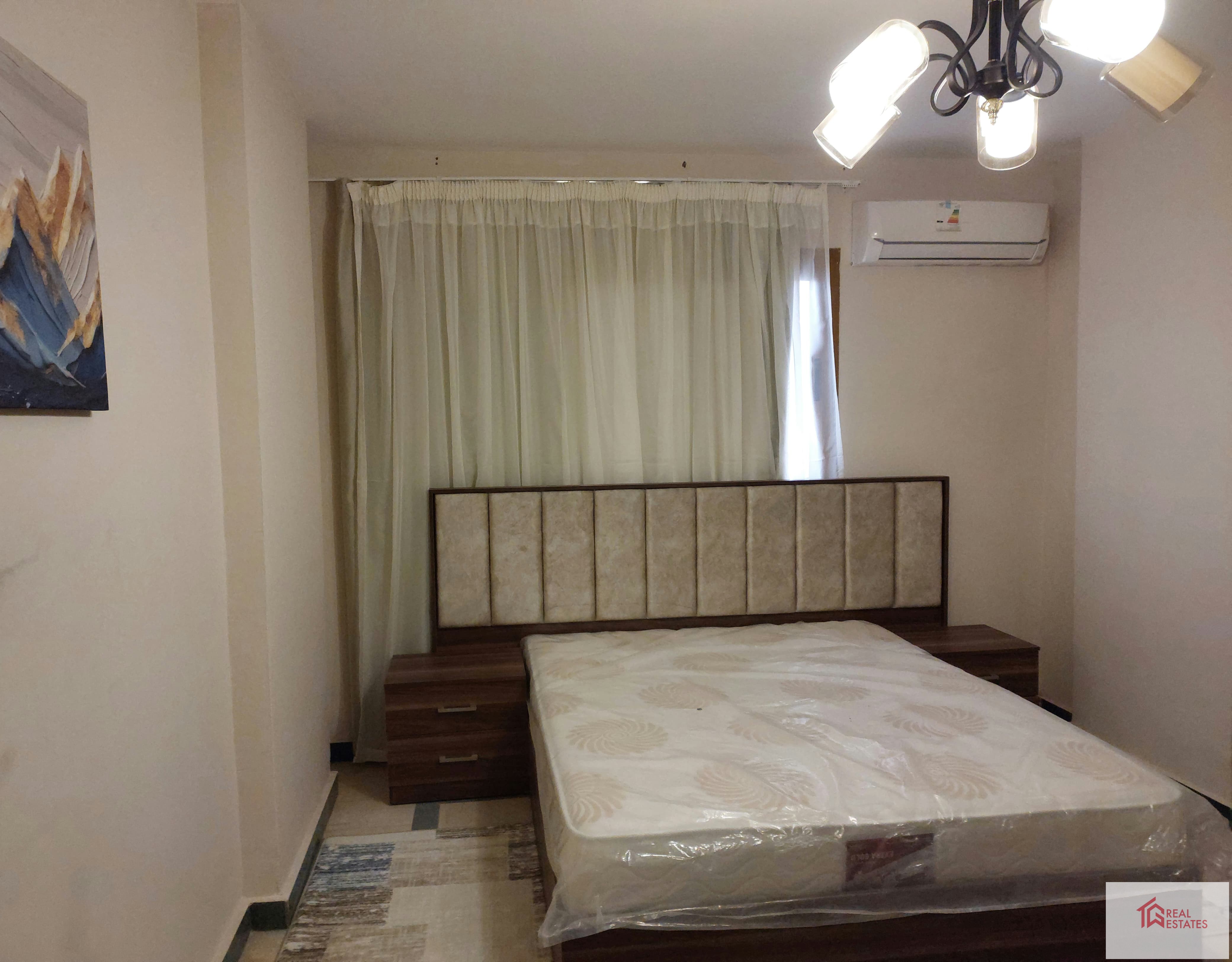Appartement Meublé à 200m Situé Dans un Emplacement Privilégié à New Maadi