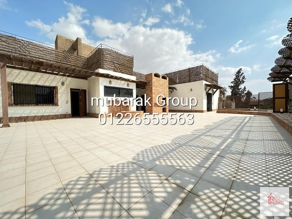 Villa in affitto a Sarayat El Maadi, 4 camere da letto, piscina privata e giardino