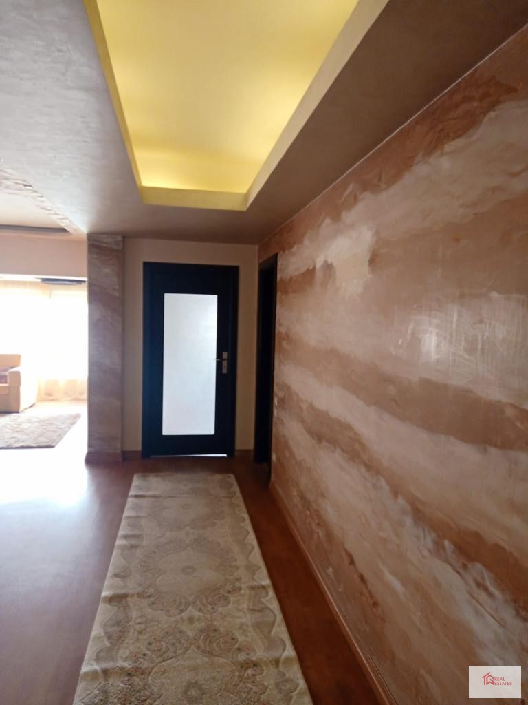 家具付きアパート賃貸 Maadi Necro Degla 3 ベッドルーム 2 バスルーム モダン カイロ エジプト