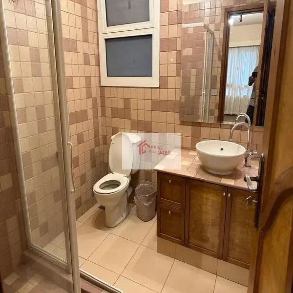 Ground floor duplex 3 bedrooms 3 bathrooms private Entrance and garden furnished garage
