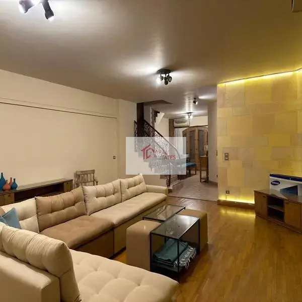 Ground floor duplex 3 bedrooms 3 bathrooms private Entrance and garden furnished garage