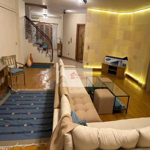 Ground floor duplex 3 bedrooms 3 bathrooms private Entrance and garden furnished garage
