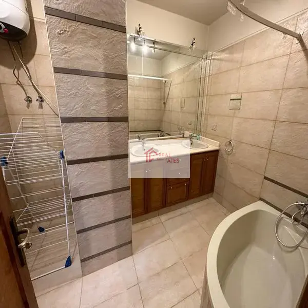 Ground floor duplex 3 bedrooms 3 bathrooms private Entrance and garden furnished garage