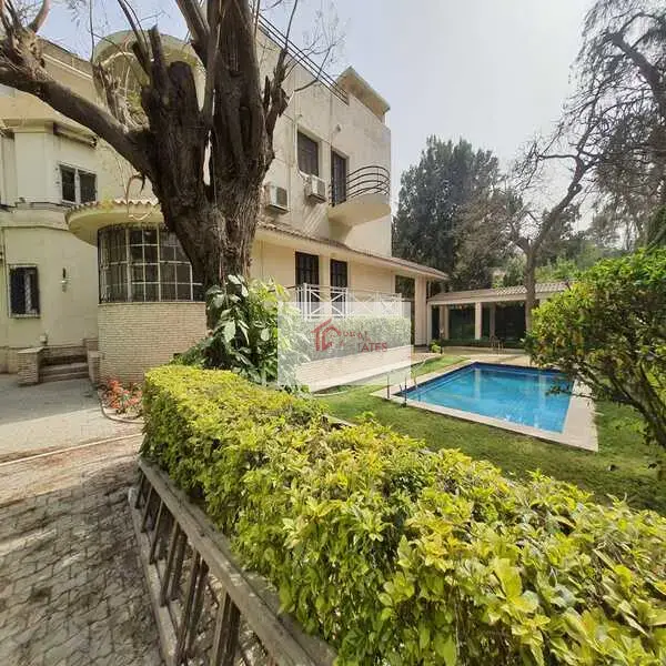 Amazing Standalone Villa with Pool Rent in Maadi Sarayat