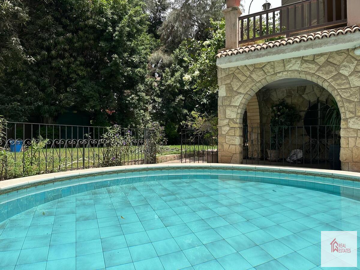 Fully furnished Villa with balcony for rent in hay el Maadi Sarayat Private Garden and Swimming Pool Cairo, Egypt.