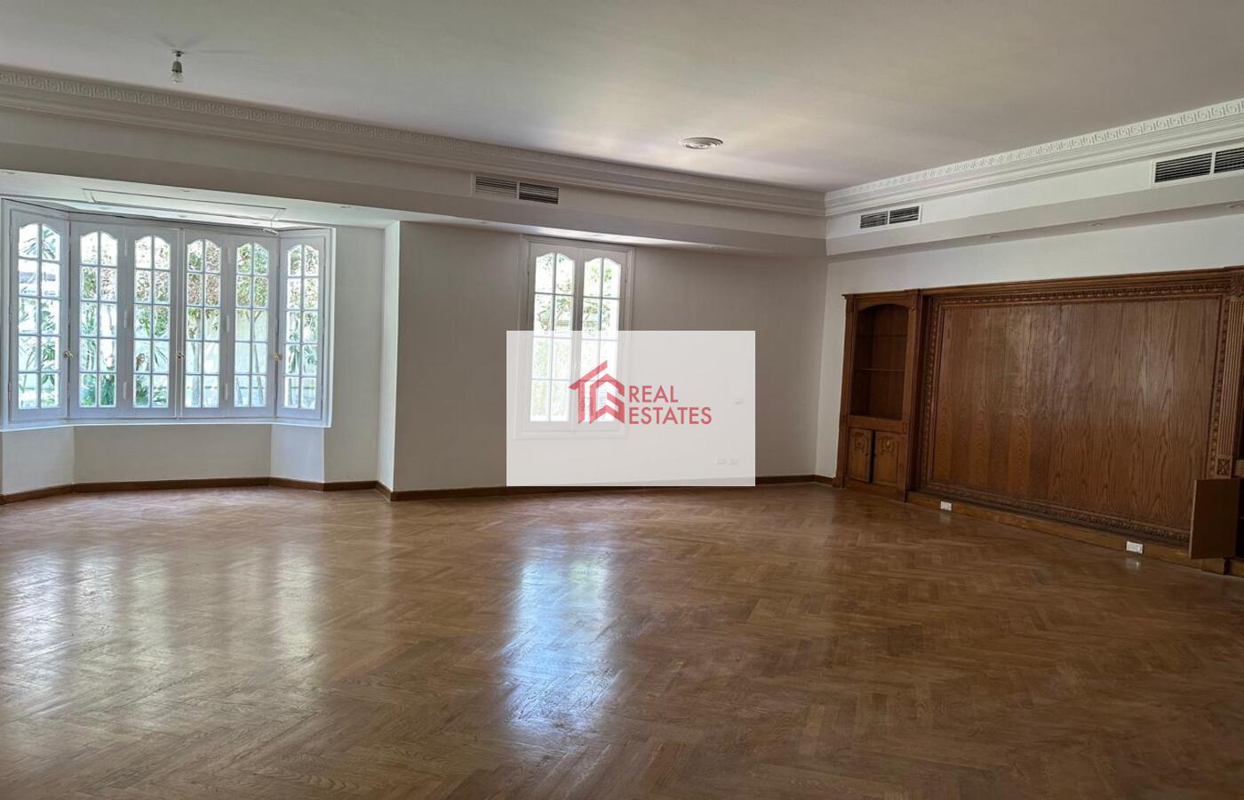 Luxury villa for rent in a prime location in maadi