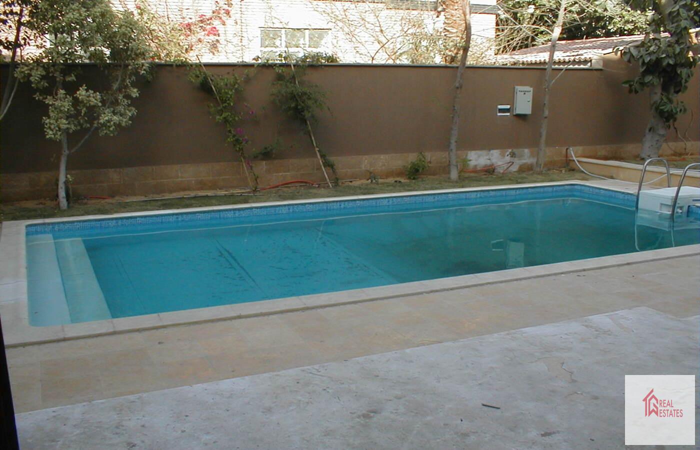 Villa con piscina privada en alquiler en Maadi Sarayat
