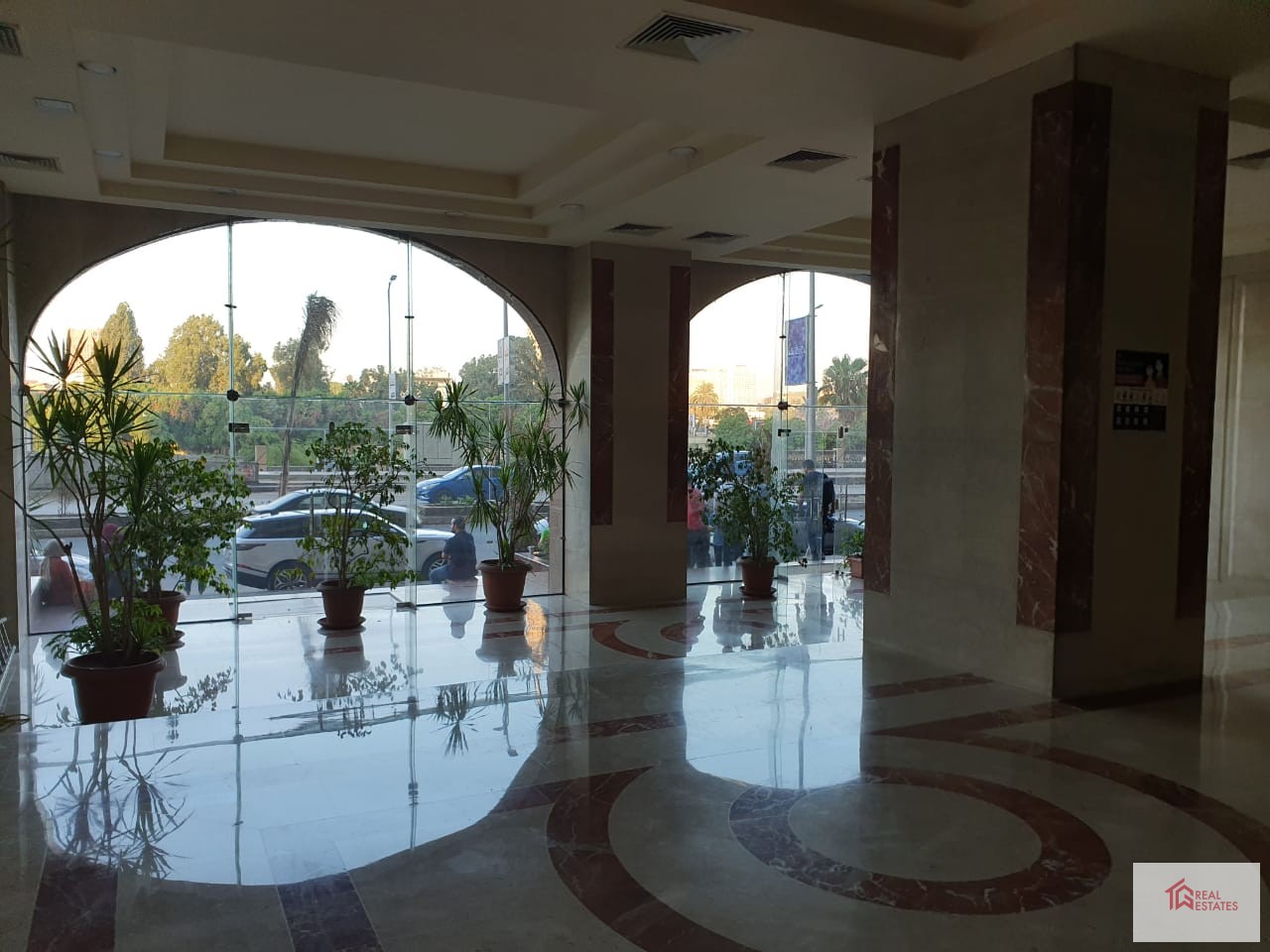 Apartment for rent in Nile View Panaromic Agouza, Giza , Egypt Area: 472 m It consists of 4 rooms, 2 of them with bathroom Rental