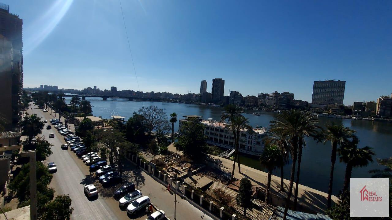 Apartment rent over looking Nile river view El manyal Cairo Egypt