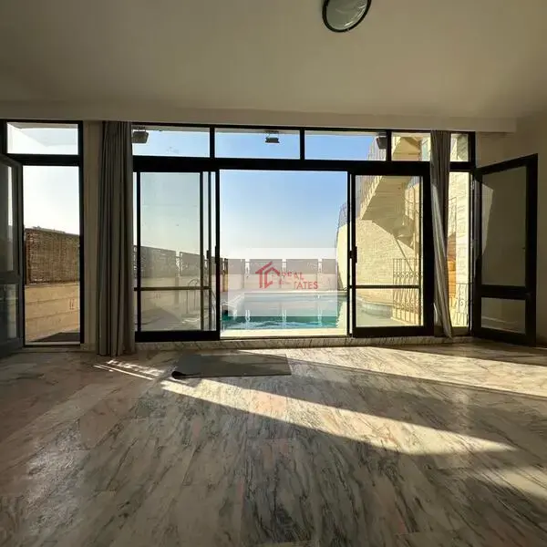Impresionante Ático Dúplex con Vista Panorámica en la Calle 207 Maadi Degla Egipto