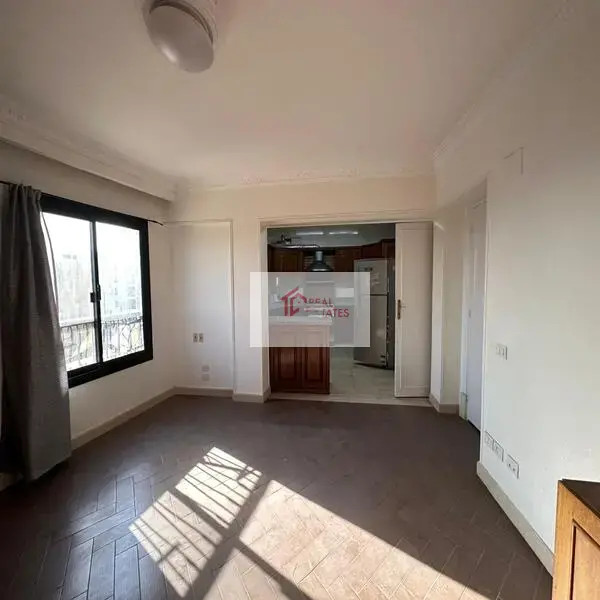 Impresionante Ático Dúplex con Vista Panorámica en la Calle 207 Maadi Degla Egipto