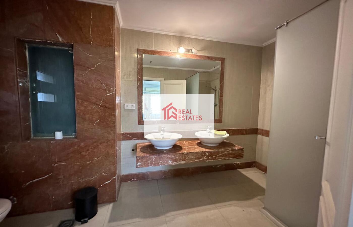 Atemberaubendes Penthouse zu vermieten in Sarayat Maadi 4 Schlafzimmer Bester Preis in Maadi Top-Qualität Immobilien