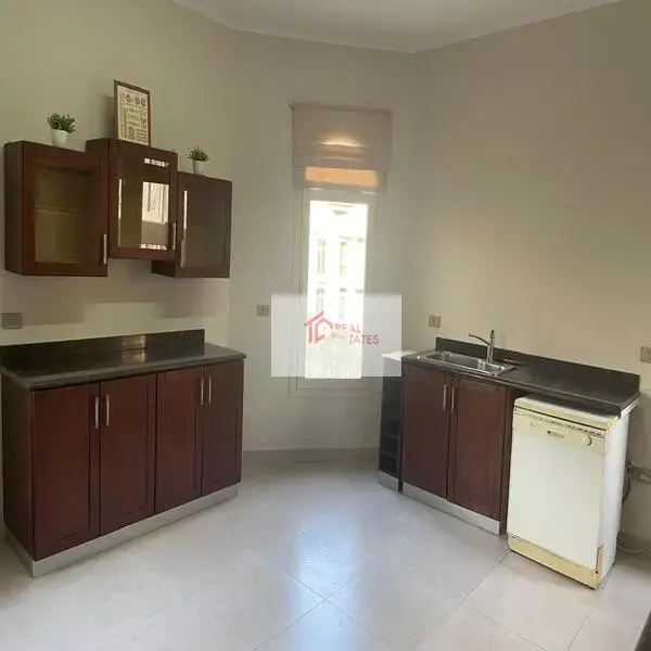 Amplio apartamento en alquiler 4 dormitorios 4 baños semi amueblado West Golf Gharb El Golf New Cairo Tagamoa Egipto