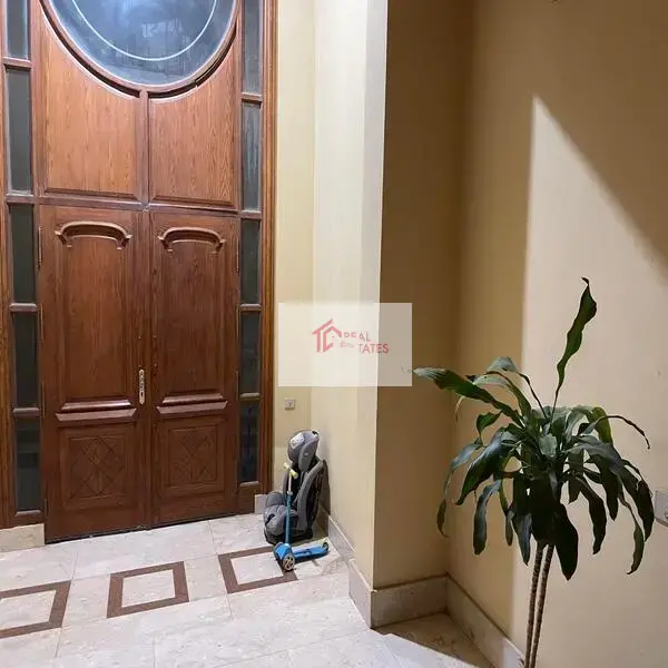 Amplio apartamento en alquiler 4 dormitorios 4 baños semi amueblado West Golf Gharb El Golf New Cairo Tagamoa Egipto